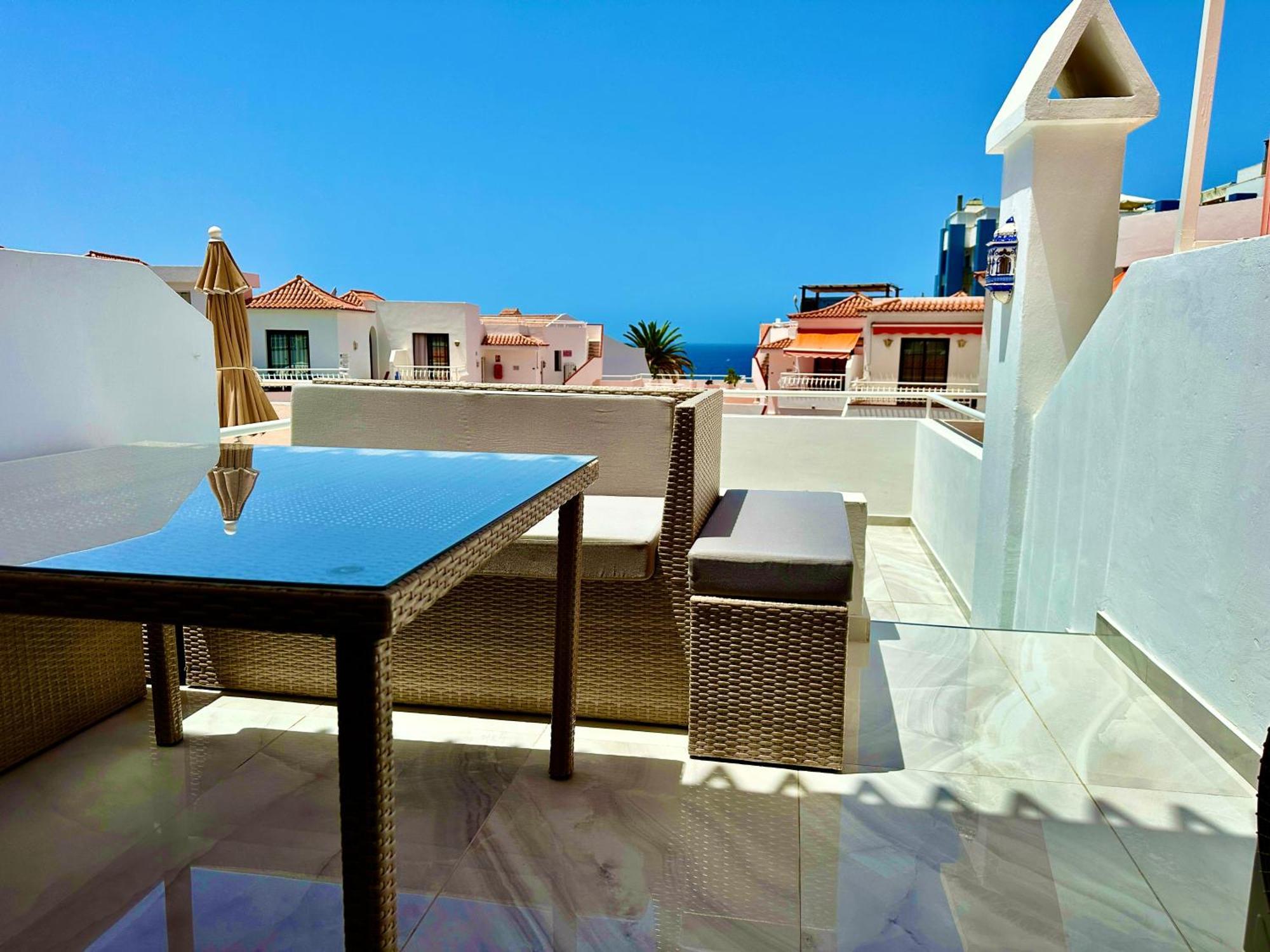 Luxury Diamond - Ocean View, Big Terraces, Air Con, Wifi Apartment Лос Кристианос Екстериор снимка
